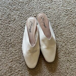 Free People Harlow Mules Size 38/ US 7.5 MSRP: $168 Leather